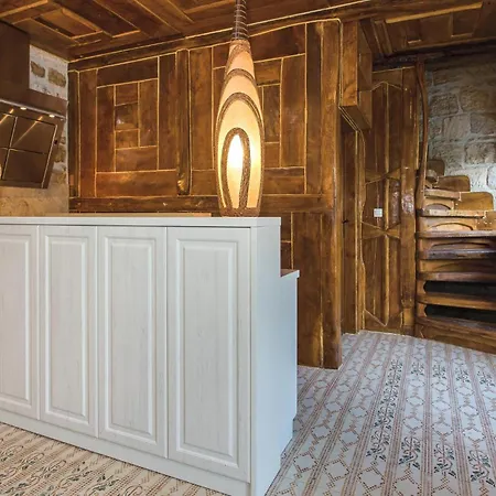 Сasa de vacaciones Stunning In With Jacuzzi